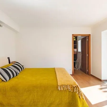 Ip7 - House In Nature *